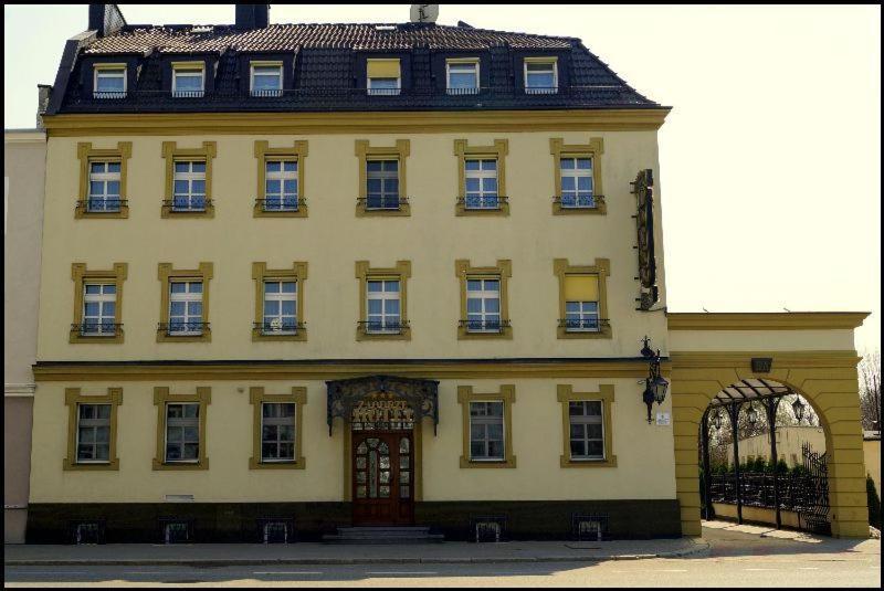 Hotel Zaodrze Ополе Екстер'єр фото